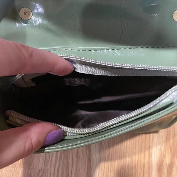 MDD Fashion 79 The Fiona Faux Leather Jacket Handbag Green Gold - Picture 10 of 15